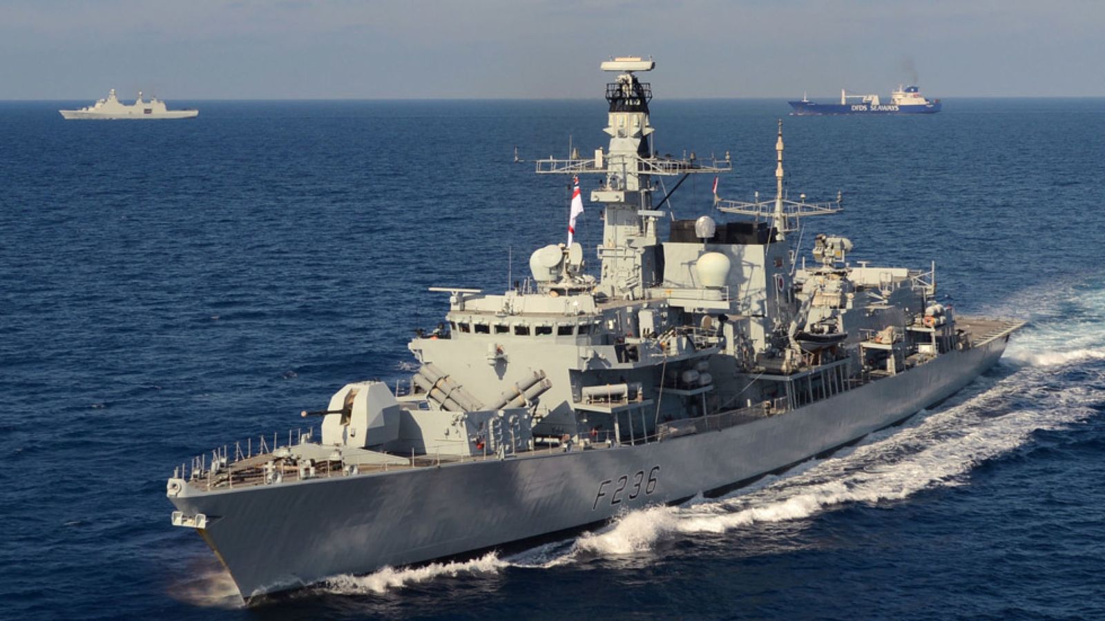 British Royal Navy and Iranian boats in tense standoff in Strait of ...