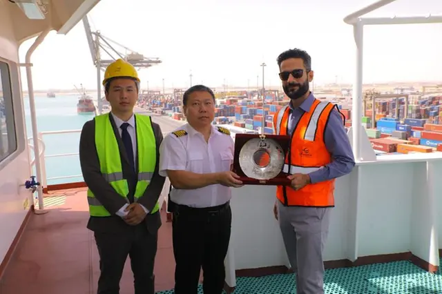 DP World welcomes new Chinese shipping line to Ain Sokhna Port ...