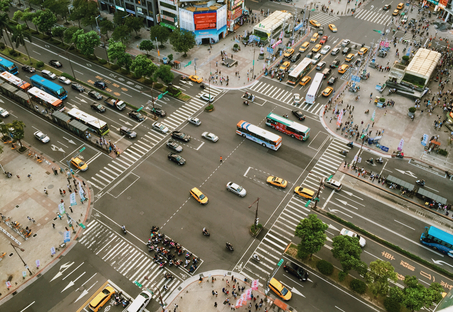 Urban transport networks in megacities ‘at breaking point’ - Transport